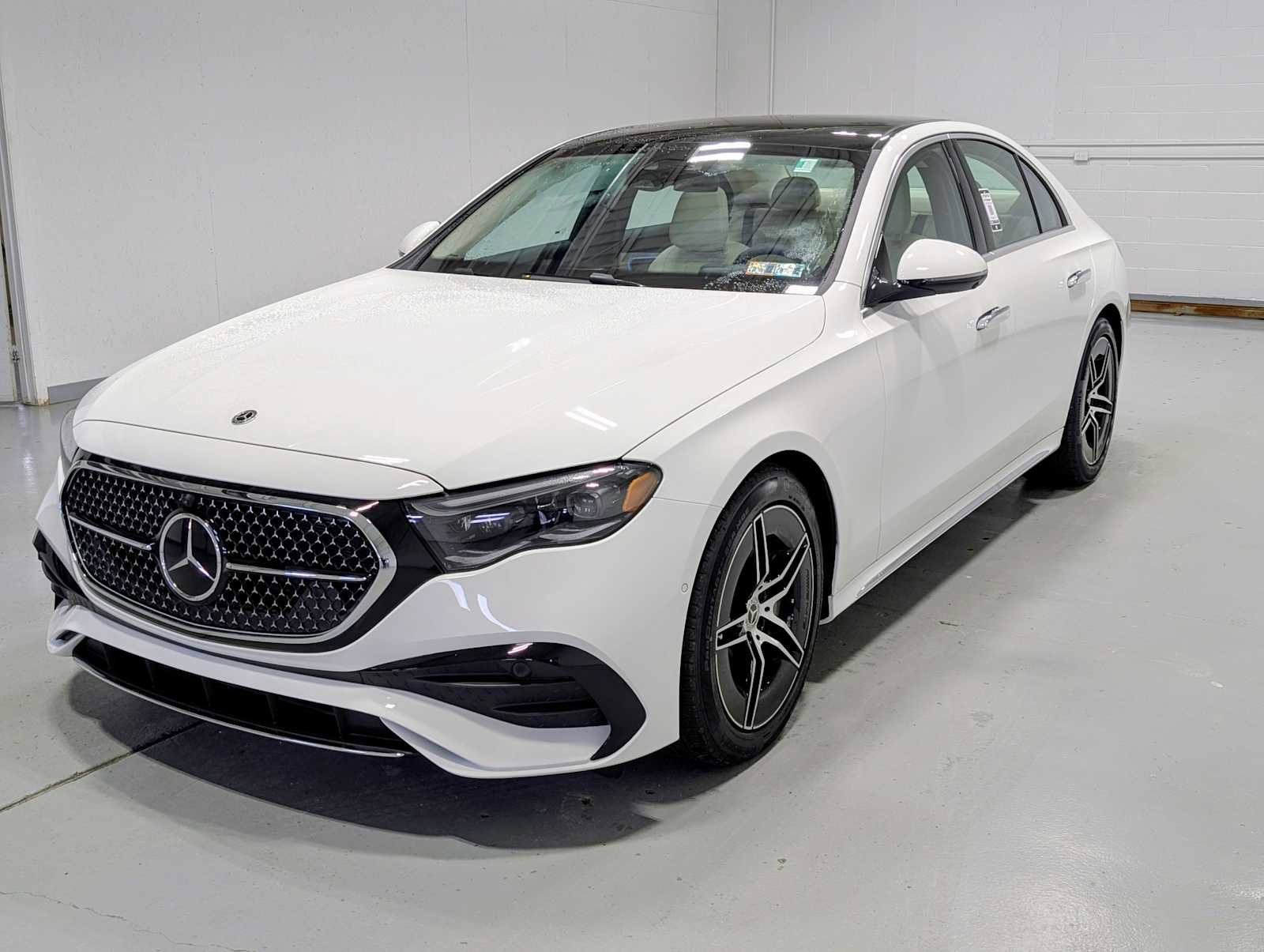 New 2026 Mercedes-Benz E 450 4MATIC Sedan image 1