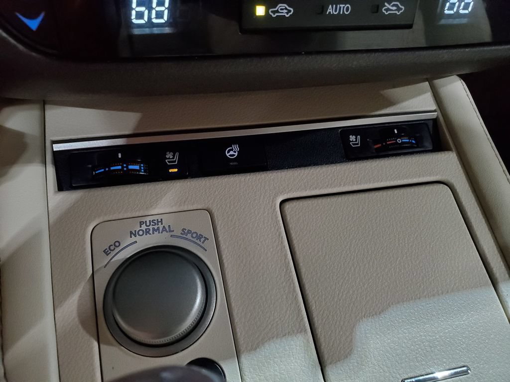 Used 2017 Lexus ES 350 w/ Premium Package FWD image 31