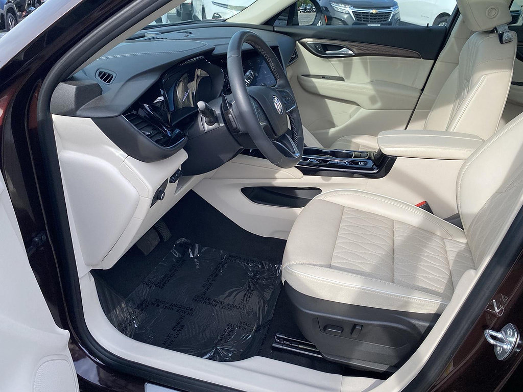 Used 2023 Buick Envision Avenir AWD/4WD image 14