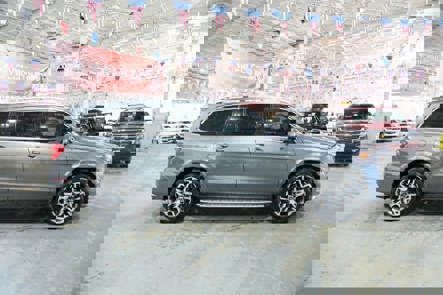 Used 2018 Mercedes-Benz GLS 550 4MATIC image 14