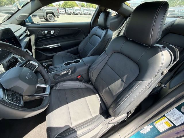 New 2026 Ford Mustang GT Premium w/ GT Performance Package RWD image 5