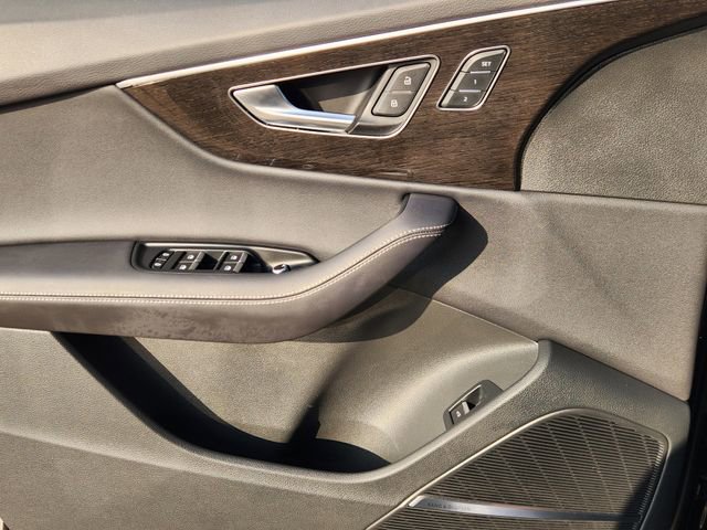 Used 2025 Audi Q7 2.0T Premium Plus w/ Premium Plus Package image 22