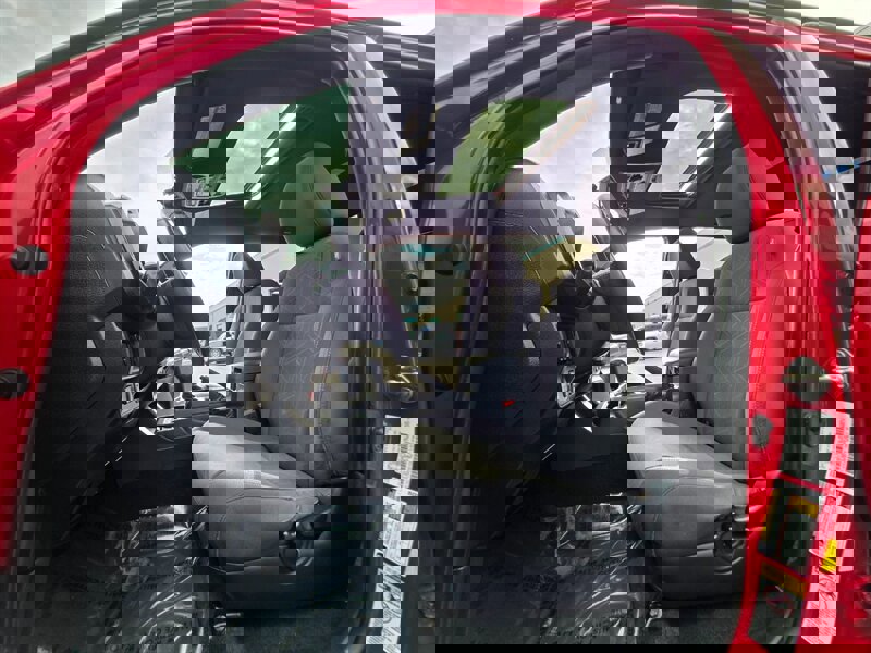 Used 2016 Toyota Tacoma TRD Off-Road w/ Premium & Technology Package AWD/4WD image 13