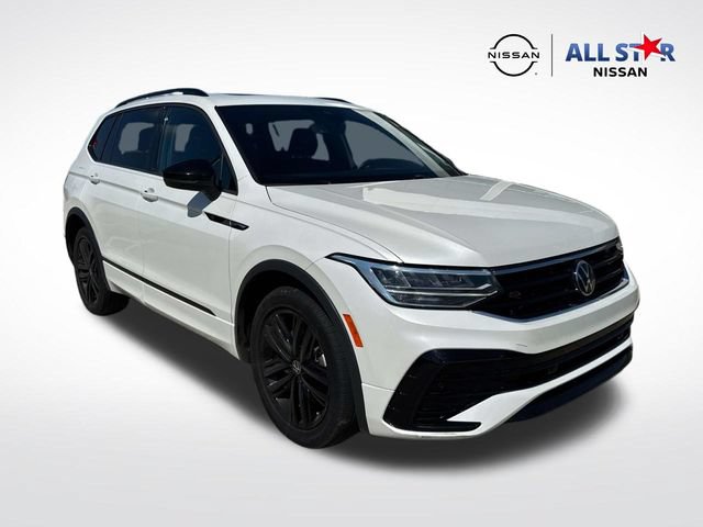 Used 2022 Volkswagen Tiguan SE R-Line