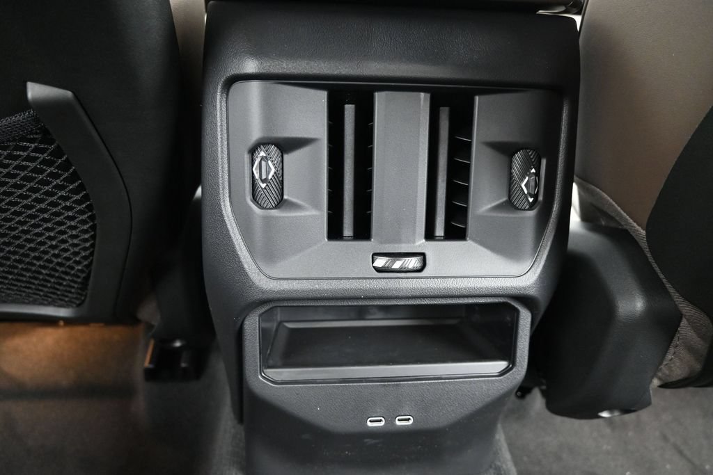 New 2026 BMW X3 xDrive30i AWD/4WD image 32