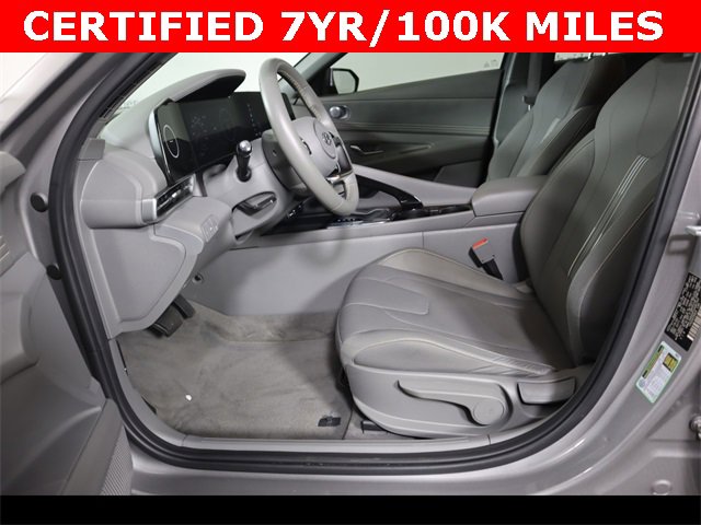 Used 2023 Hyundai Elantra SEL w/ Convenience Package image 21