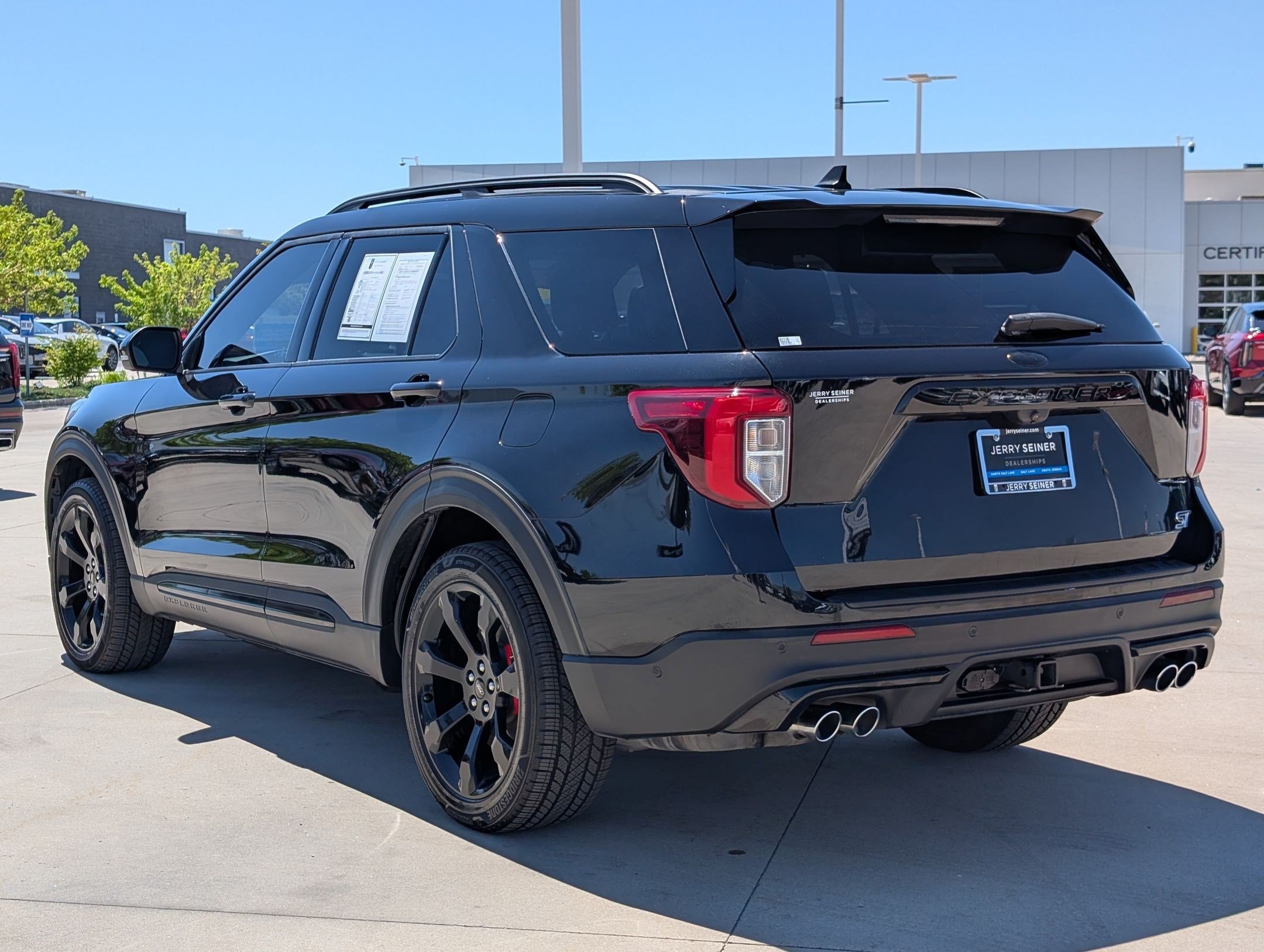 Used 2021 Ford Explorer ST w/ Equipment Group 401A AWD/4WD image 3