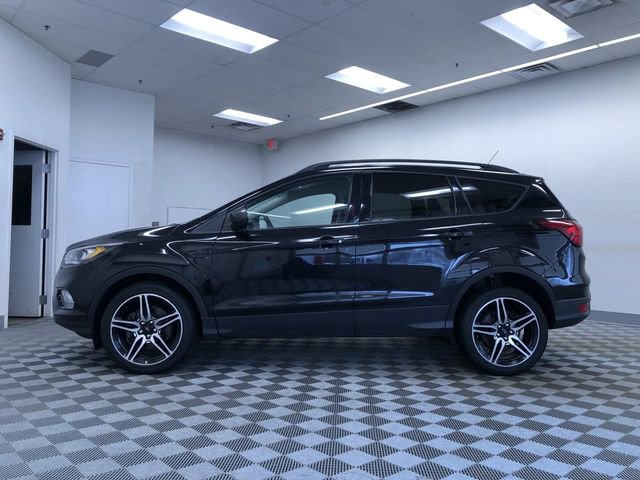 Used 2019 Ford Escape SEL w/ SEL Sport Appearance Package image 12