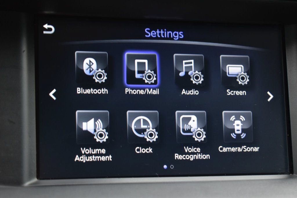 Used 2017 INFINITI QX30 AWD image 25