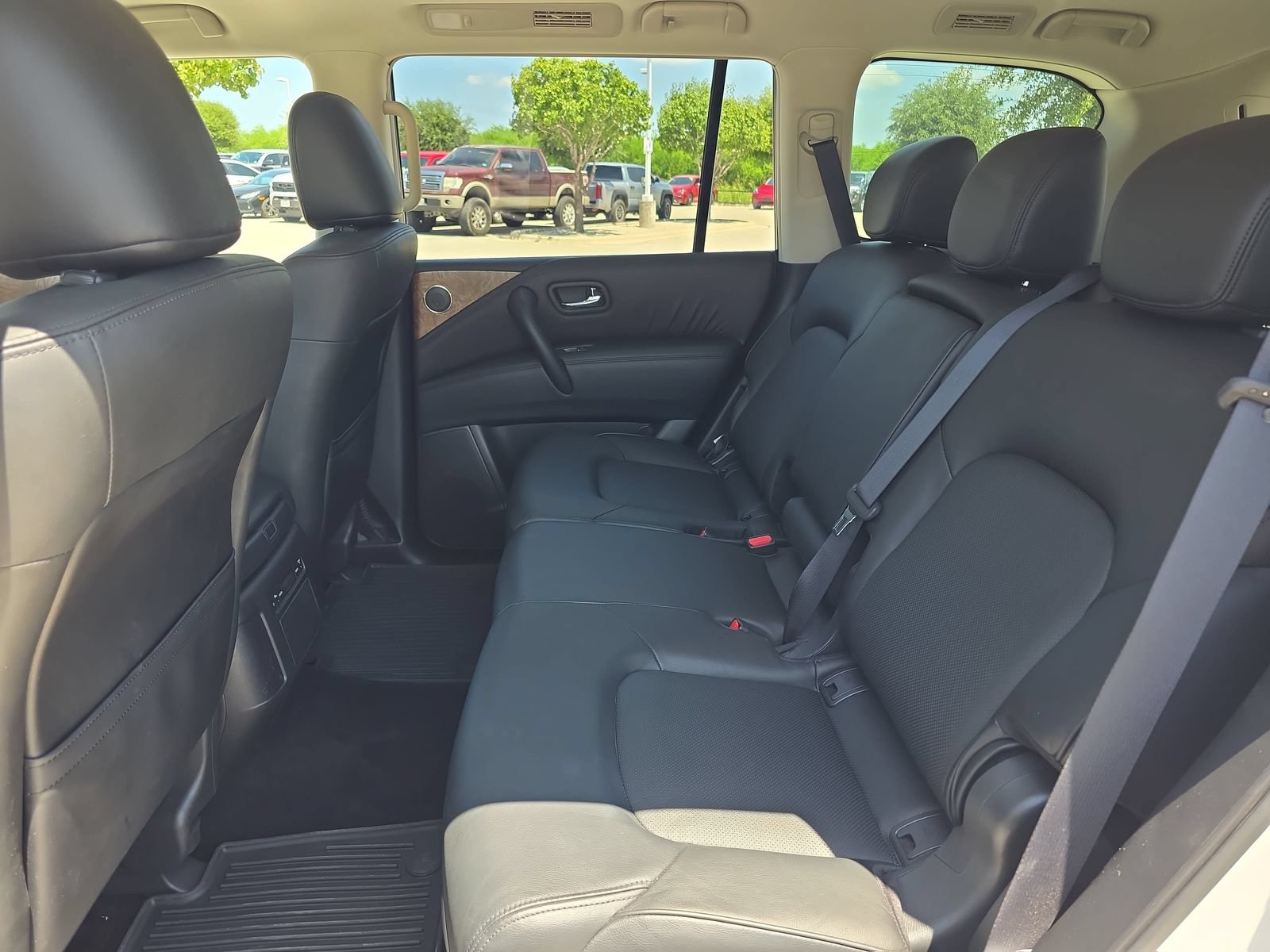 Used 2022 Nissan Armada SL RWD image 11