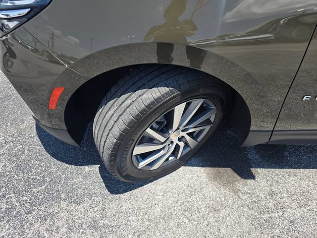 Used 2023 Chevrolet Equinox Premier AWD/4WD image 30
