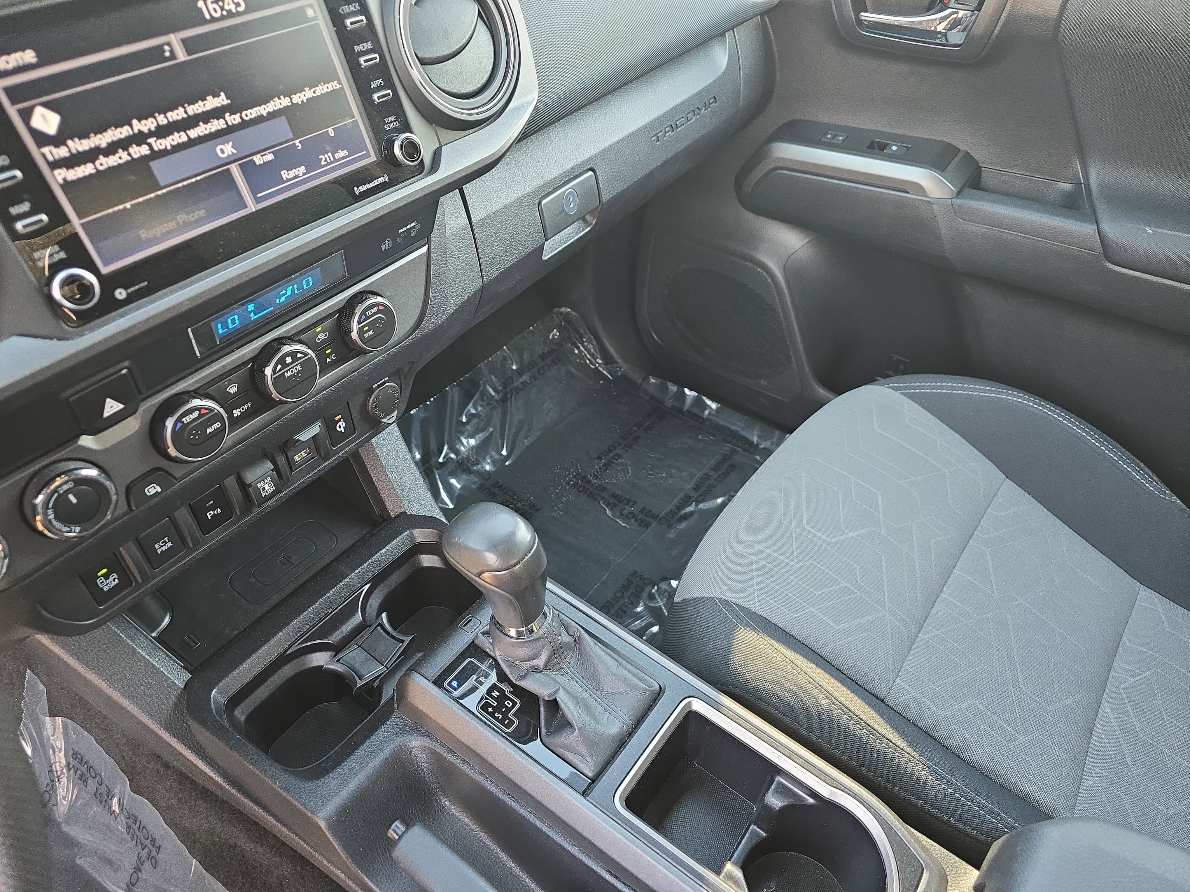 Used 2023 Toyota Tacoma TRD Sport w/ Advanced Technology Package image 27