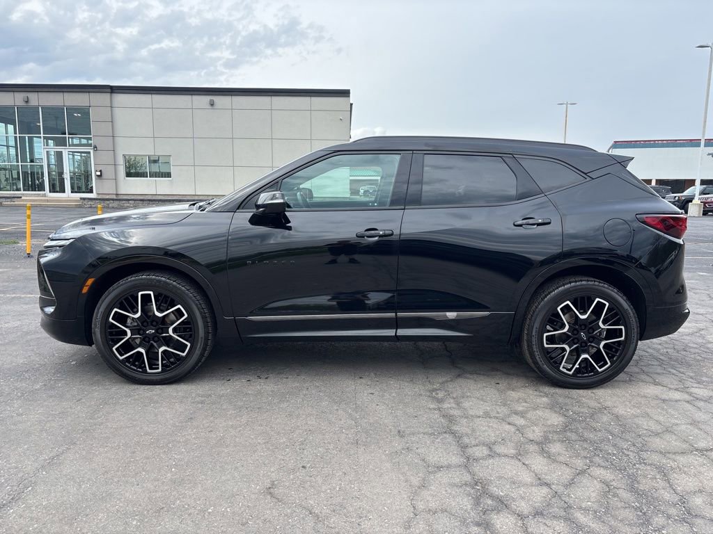Used 2023 Chevrolet Blazer RS AWD/4WD image 4