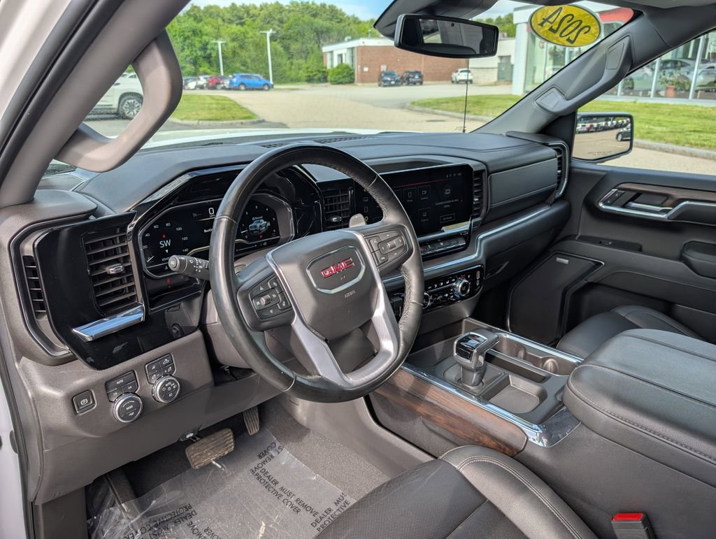 Used 2024 GMC Sierra 1500 SLT w/ SLT Premium Plus Package AWD/4WD image 19