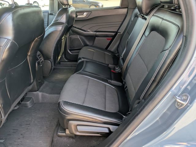 Used 2023 Ford Escape SE FWD image 27
