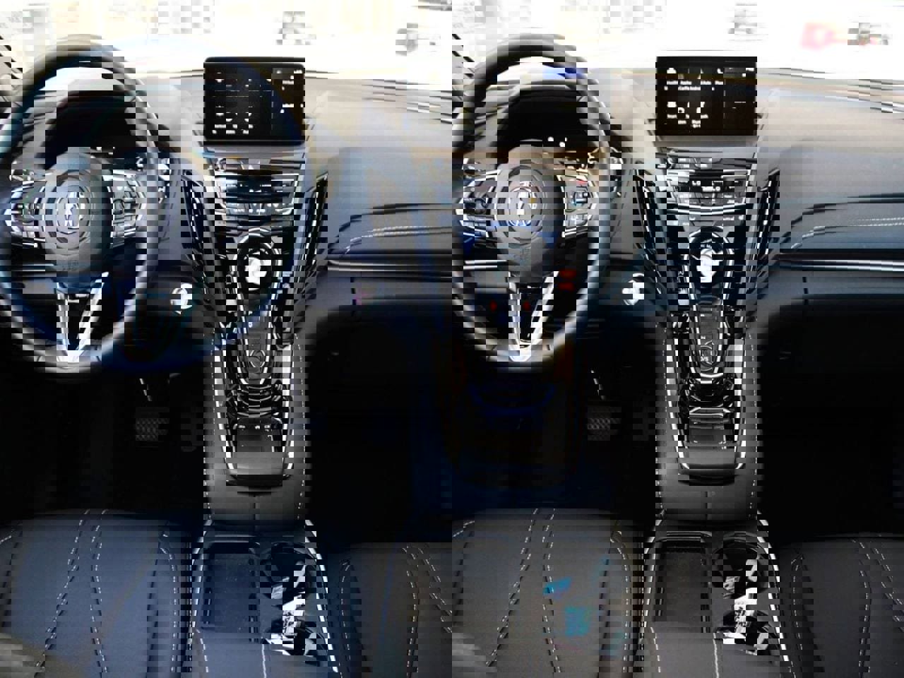 Used 2025 Acura RDX SH-AWD image 17