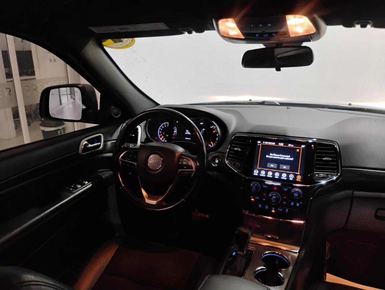 Used 2021 Jeep Grand Cherokee Laredo X RWD image 13