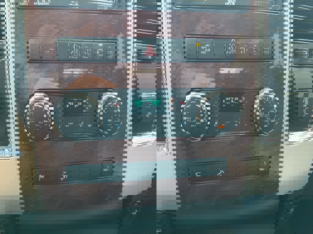 Used 2010 Dodge Ram 2500 Truck Laramie image 8