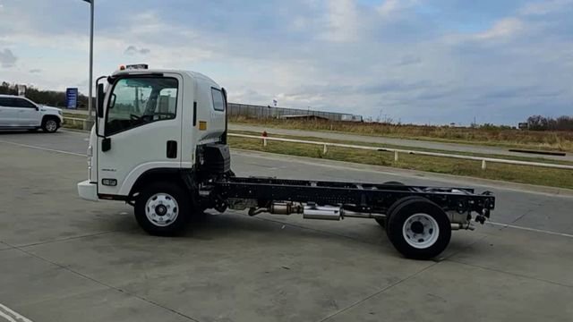 New 2024 Chevrolet Low Cab Forward RWD image 5