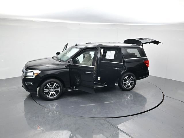 Used 2023 Ford Expedition Limited image 47
