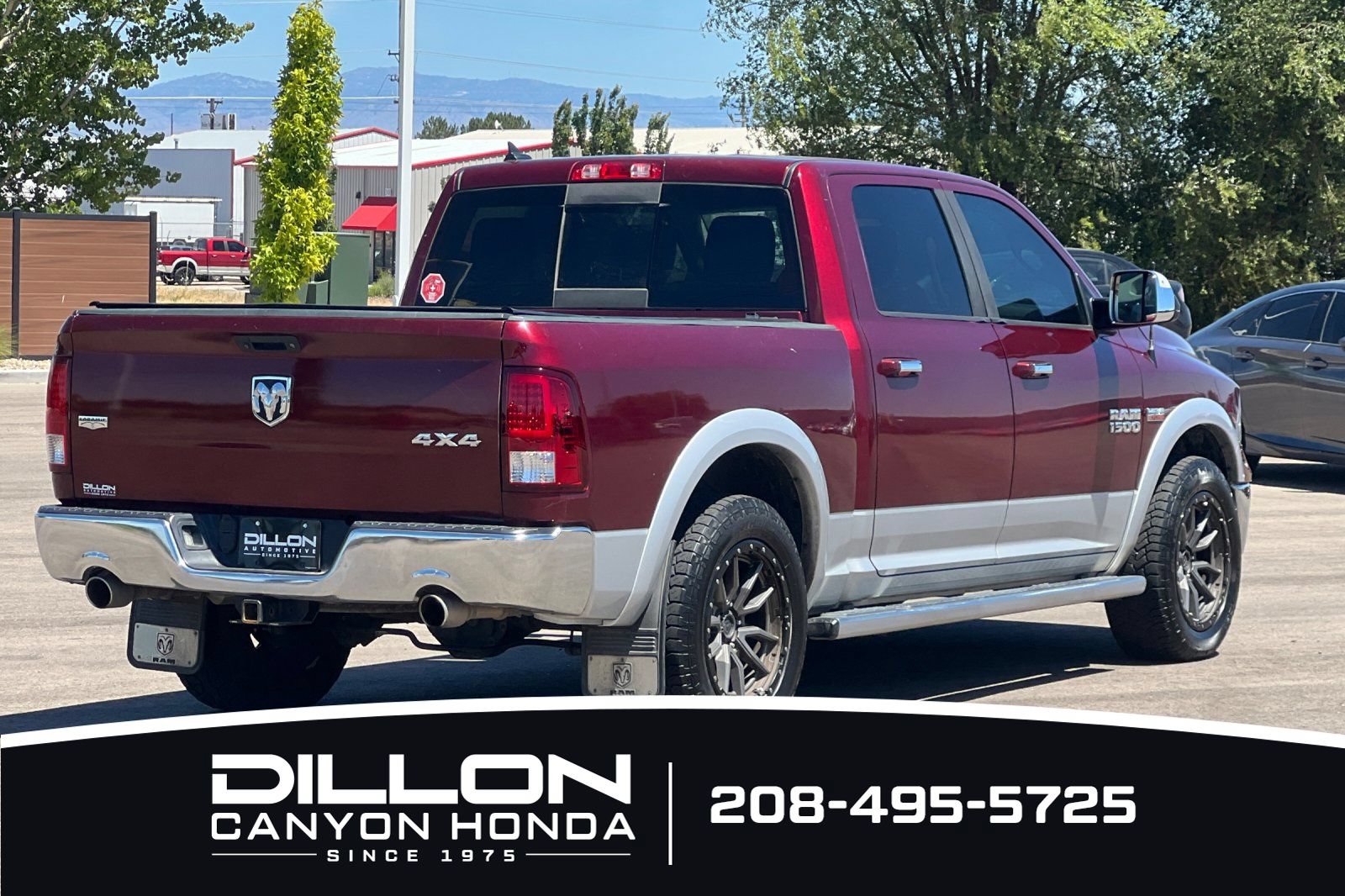 Used 2017 RAM 1500 Laramie w/ Convenience Group AWD/4WD image 6