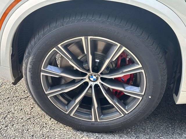 New 2026 BMW X5 xDrive50e w/ M Sport Package image 7