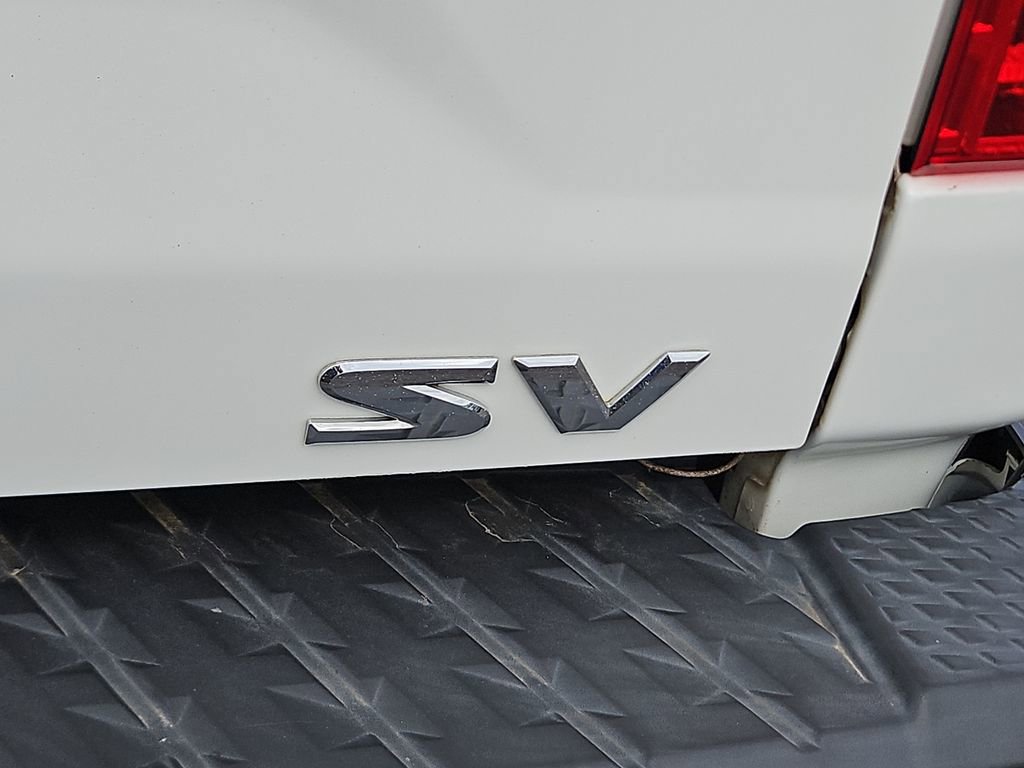 Used 2018 Nissan Titan SV w/ SV Convenience Package RWD image 15