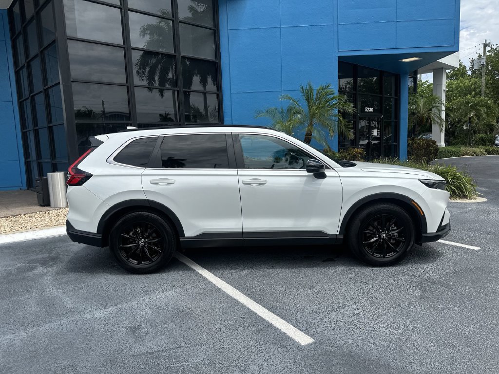 Certified 2024 Honda CR-V Sport image 9