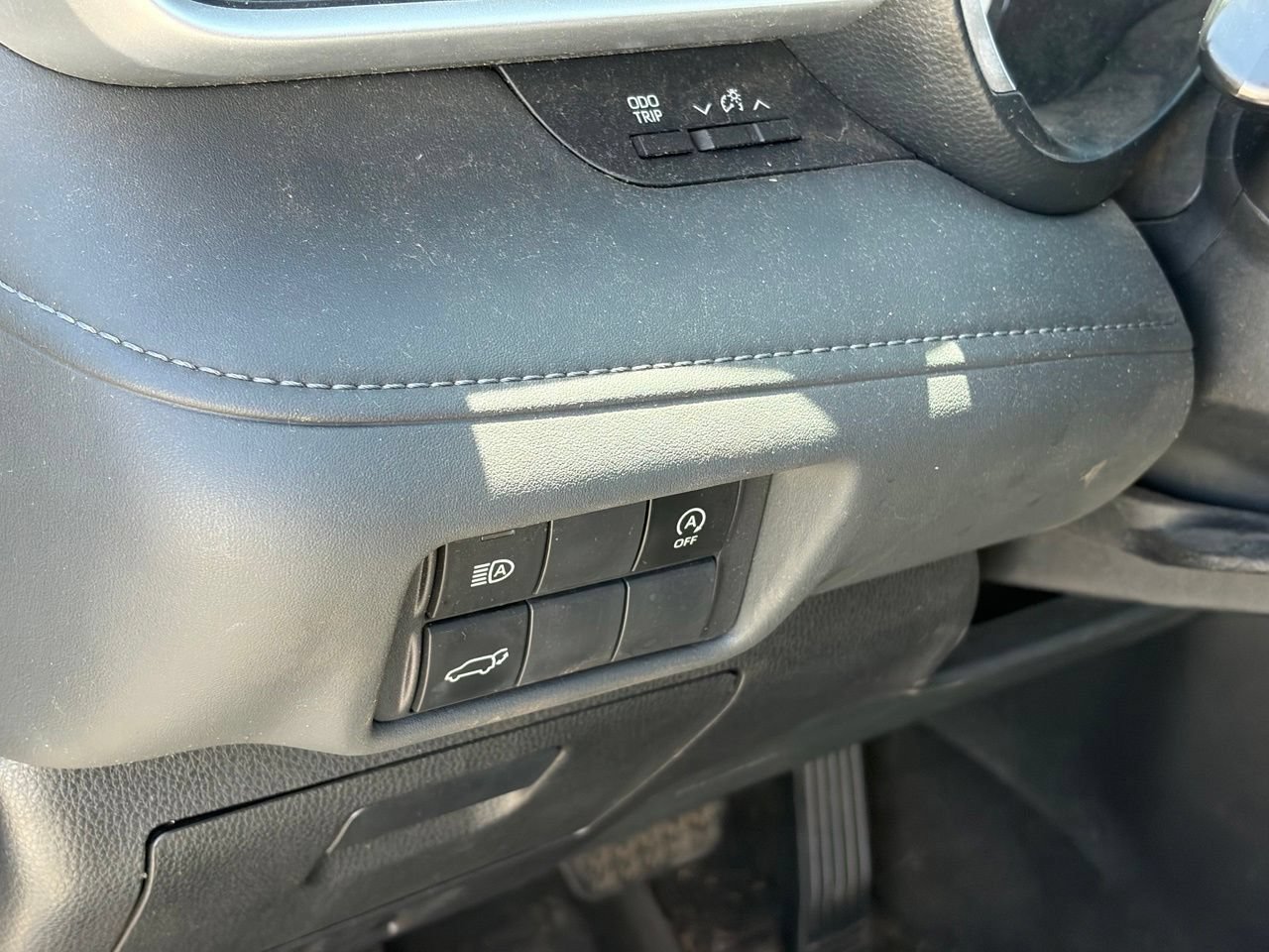 Used 2023 Toyota Highlander XLE FWD image 8