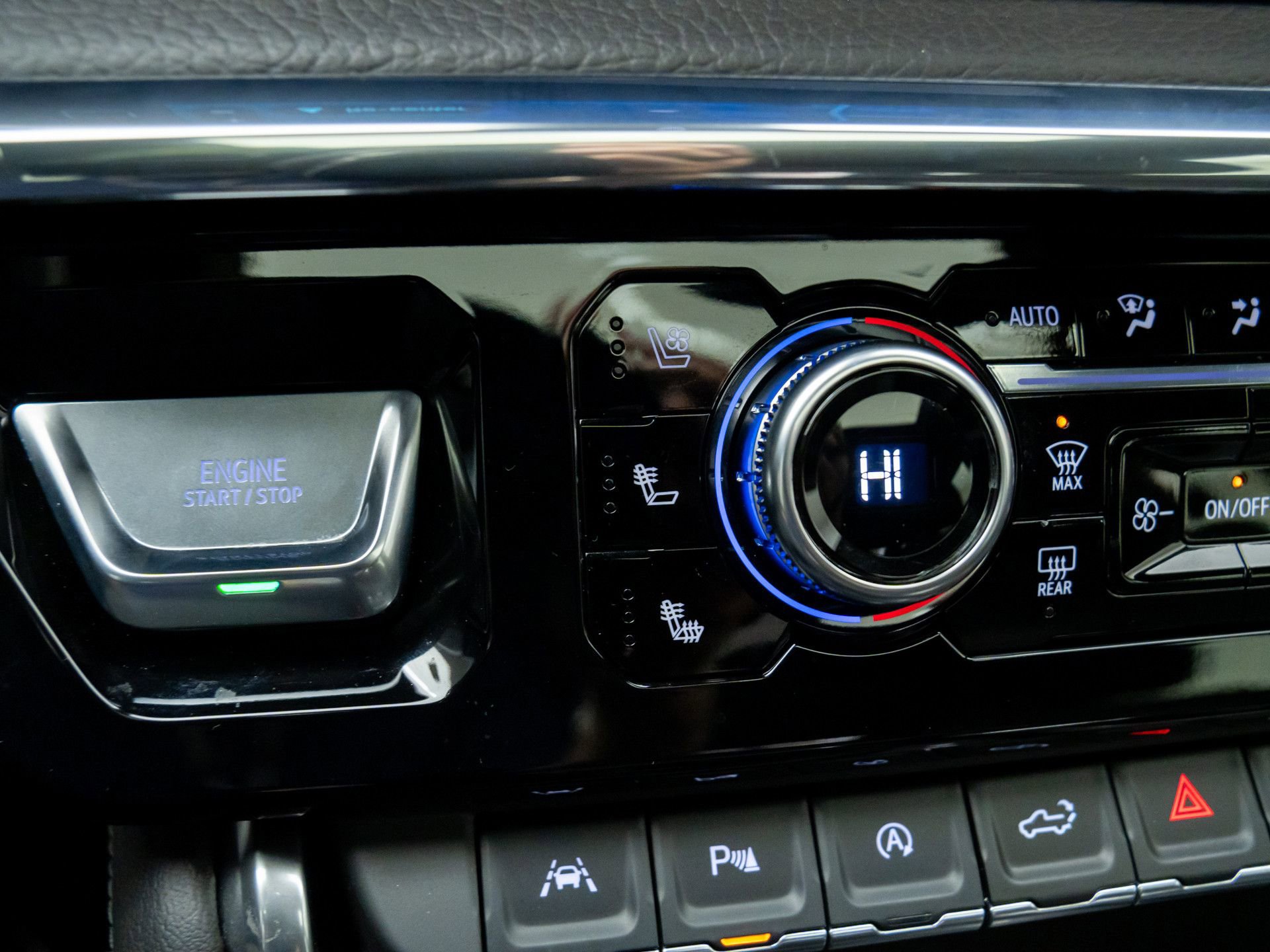 Used 2025 GMC Sierra 1500 Denali w/ Denali Reserve Package image 30