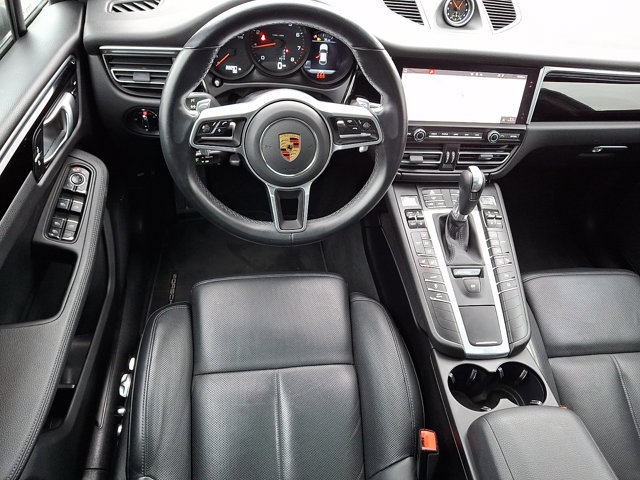 Used 2021 Porsche Macan image 12