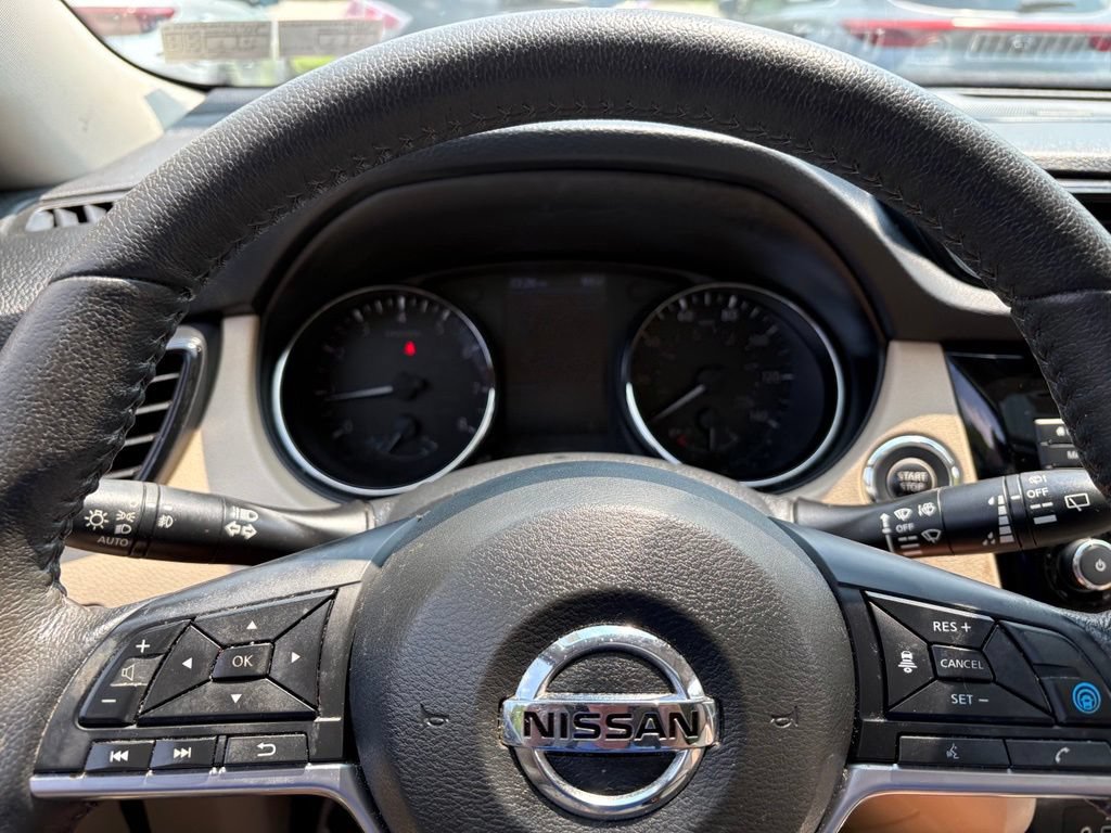 Used 2020 Nissan Rogue SL w/ Premium Package AWD/4WD image 24