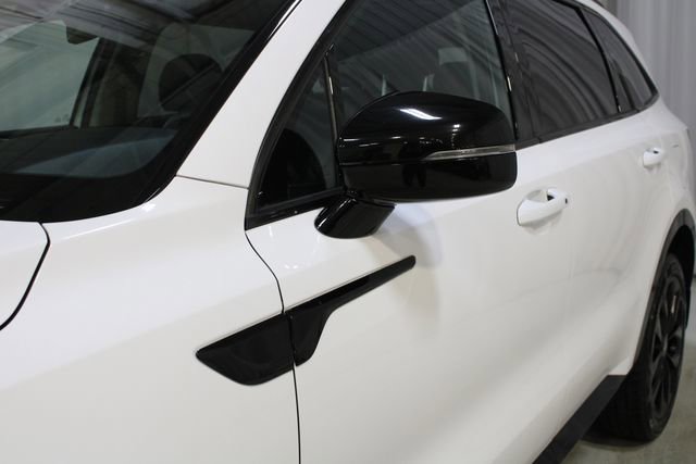 Used 2023 Kia Sorento SX image 36