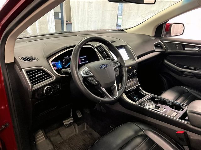Used 2019 Ford Edge SEL w/ Equipment Group 201A AWD/4WD image 12