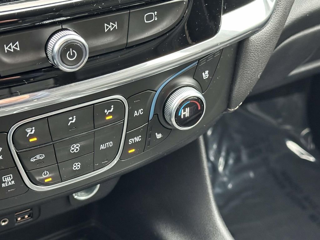 Certified 2023 Chevrolet Traverse Premier w/ LPO, Floor Liner Package image 28