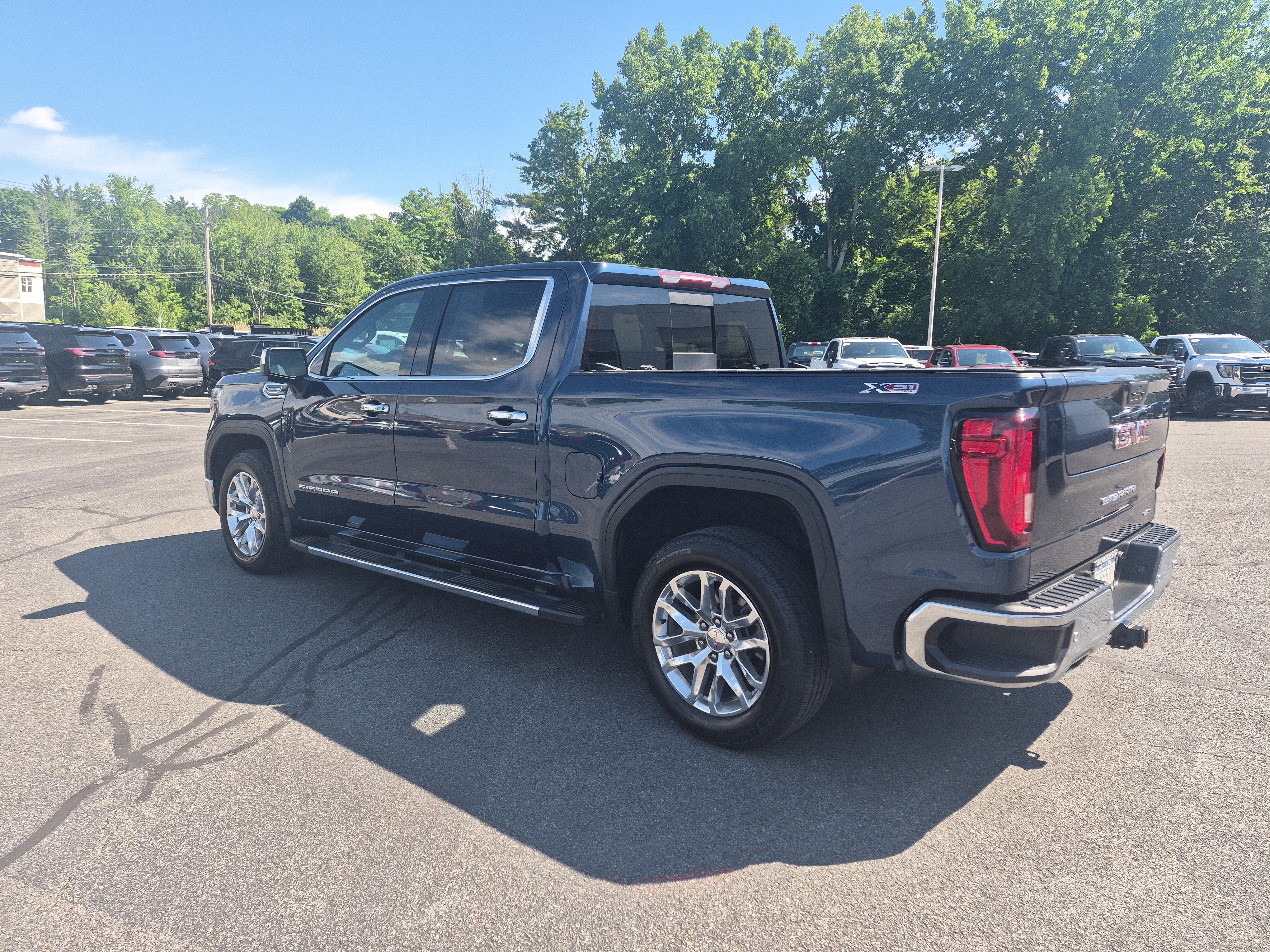 Certified 2020 GMC Sierra 1500 SLT w/ SLT Premium Plus Package AWD/4WD image 3