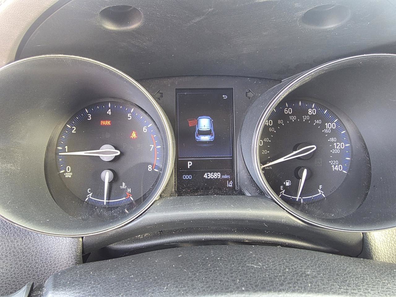 Used 2020 Toyota C-HR Limited image 17