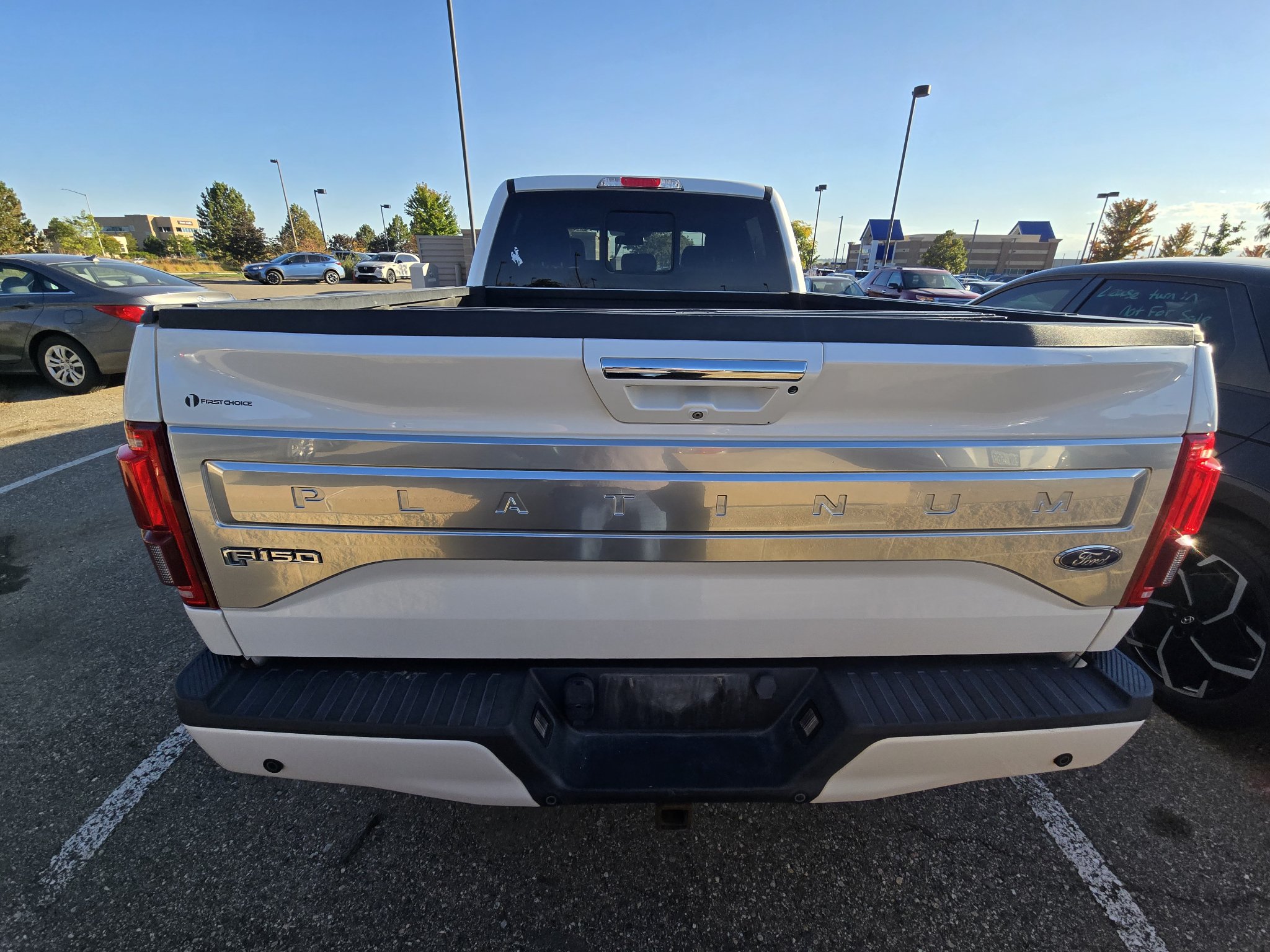 Used 2015 Ford F150 Platinum w/ Equipment Group 701A Luxury AWD/4WD image 5