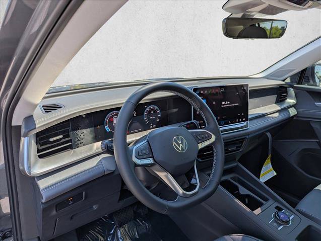 New 2026 Volkswagen Tiguan SE FWD image 12