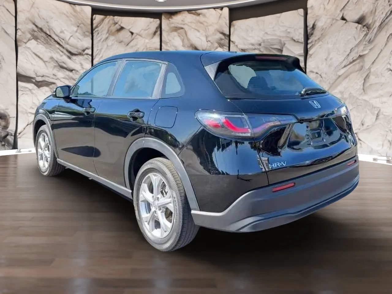 Used 2024 Honda HR-V LX image 7