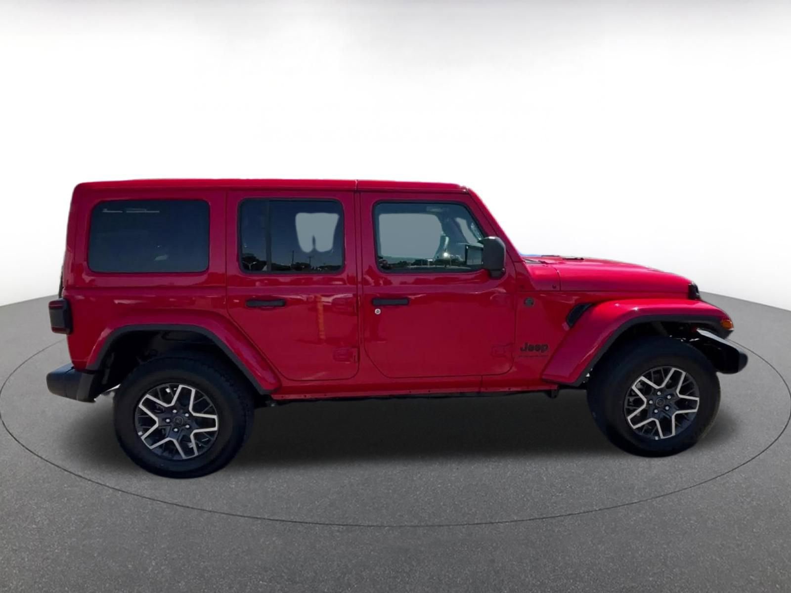 Used 2025 Jeep Wrangler Unlimited Sahara AWD/4WD image 16