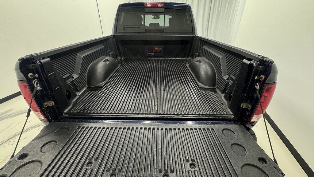 Used 2014 RAM 1500 Classic SLT AWD/4WD image 10