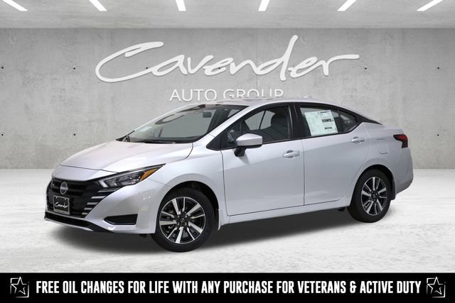 New 2025 Nissan Versa SV w/ Trunk Package
