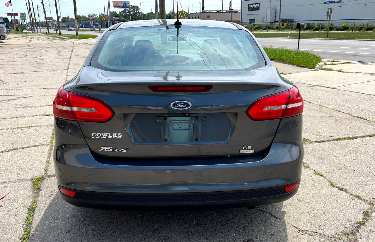 Used 2016 Ford Focus SE image 6