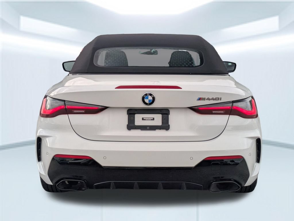 Used 2024 BMW M440i Convertible RWD image 4