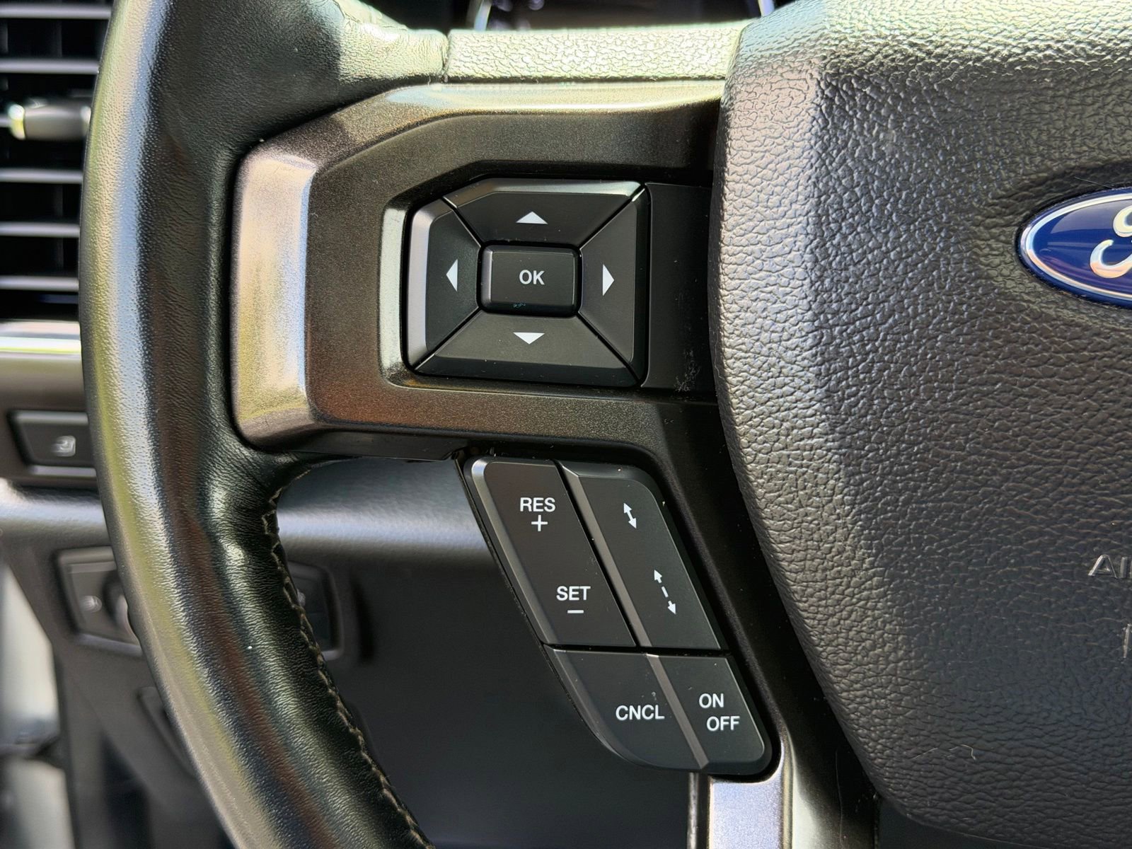 Used 2021 Ford Expedition Limited AWD/4WD image 20
