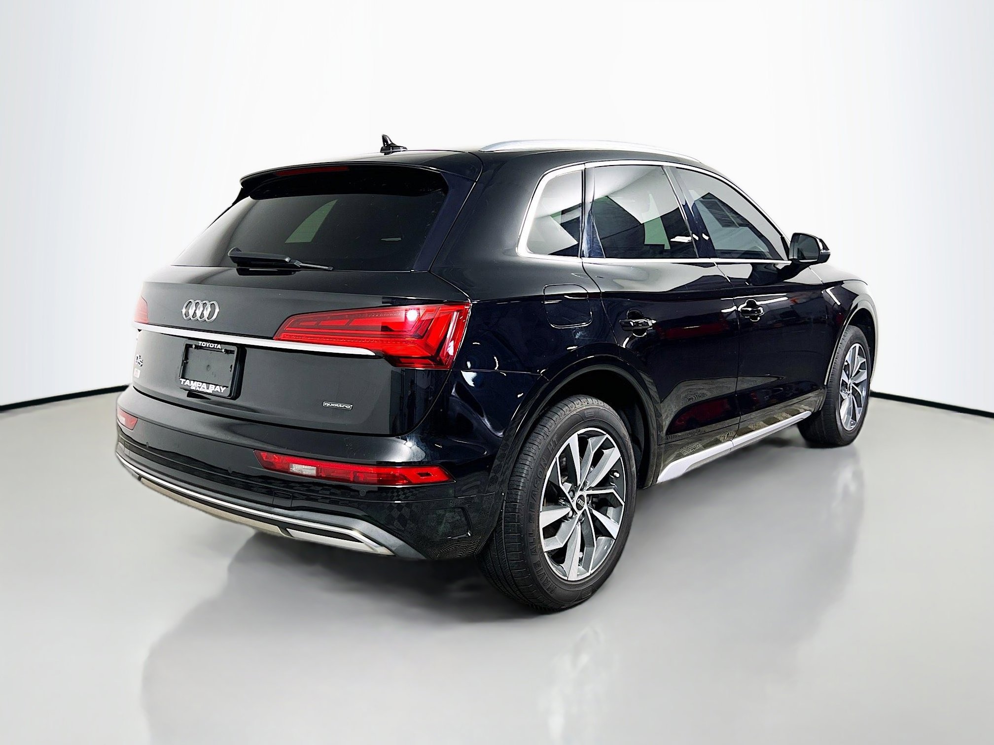 Used 2021 Audi Q5 2.0T Premium Plus AWD/4WD image 4