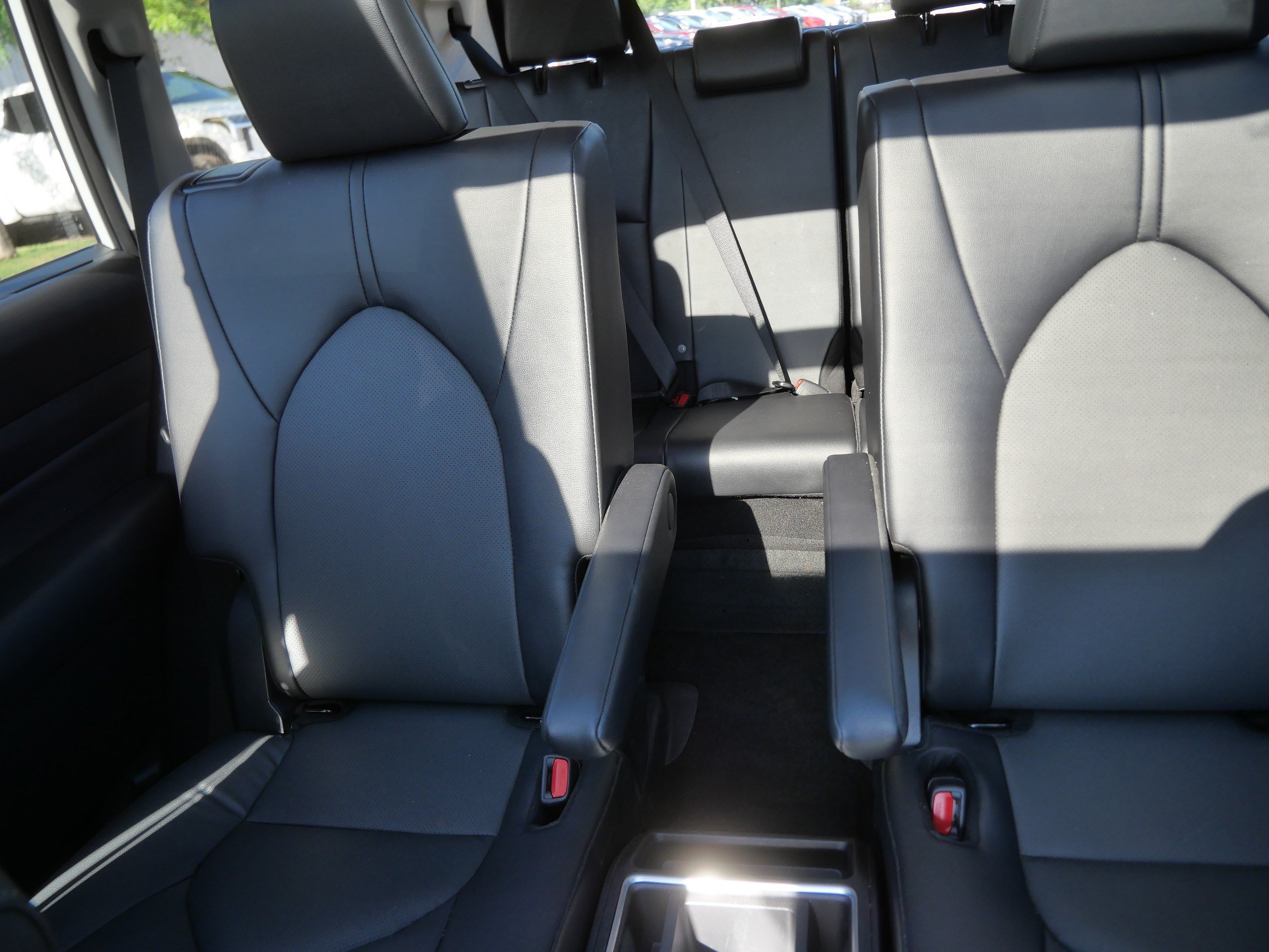 Certified 2025 Toyota Grand Highlander AWD image 14