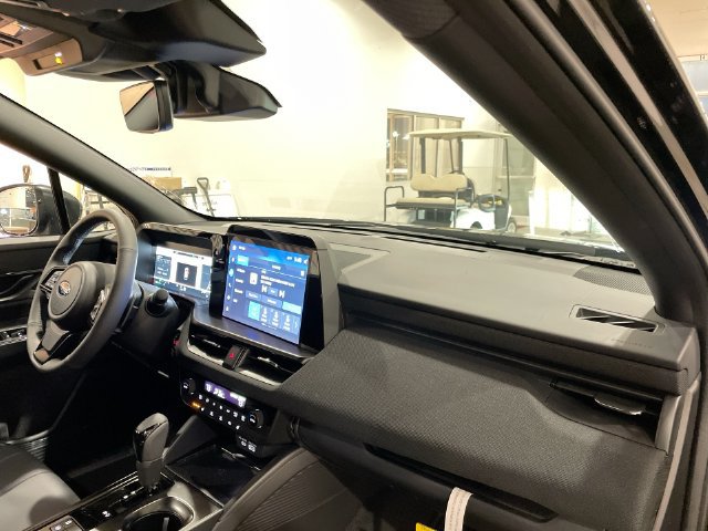 Used 2026 Subaru Outback Limited AWD/4WD image 19