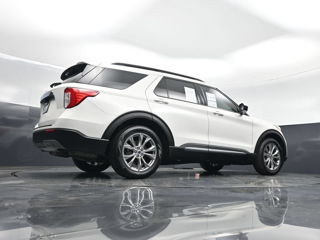 Certified 2021 Ford Explorer XLT w/ Equipment Group 202A RWD image 45